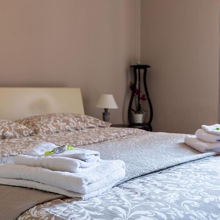 Central Suite Палермо Екстериор снимка