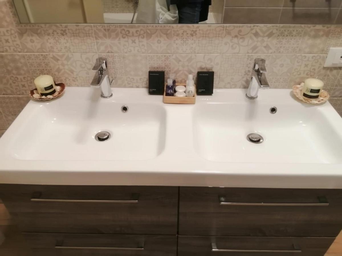 Central Suite Палермо Екстериор снимка
